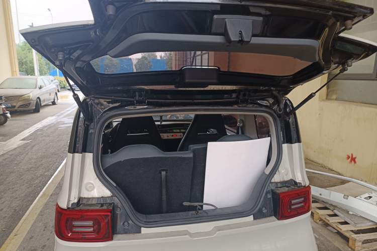 Used Wuling Hongguang MINIEV 2022 Macaron Premium Model – Lithium Iron Phosphate