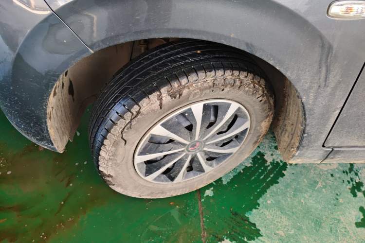 Used Wuling Hongguang New Energy 2024 All-Electric Model 300KM Practical Version