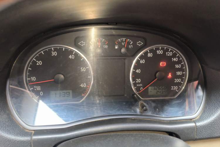 Used Volkswagen Polo 2011 Jingqu 1.4L Manual Shishang Edition Instrument Cluster