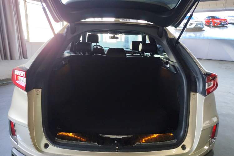 Used Honda UR-V 2017 370TURBO 2WD Prestige Edition China V