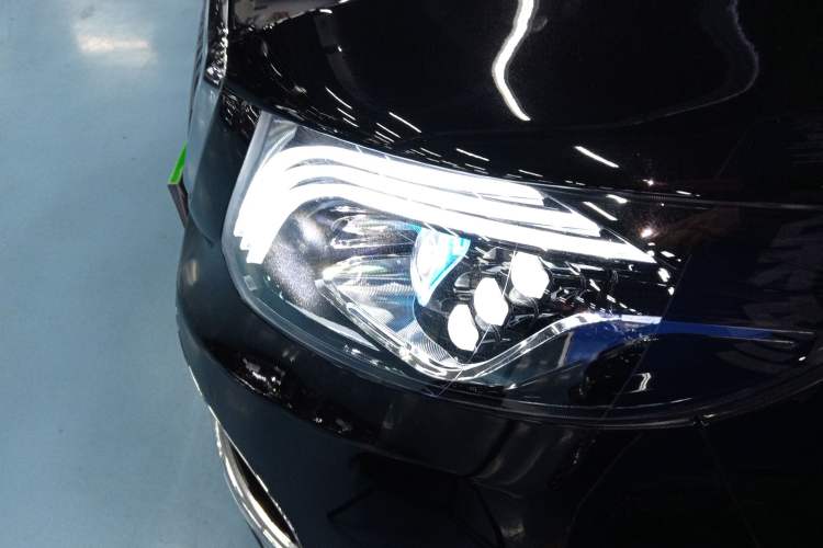 Used Mercedes-Benz Vito 2023 2.0T Business Version 7 Seats
