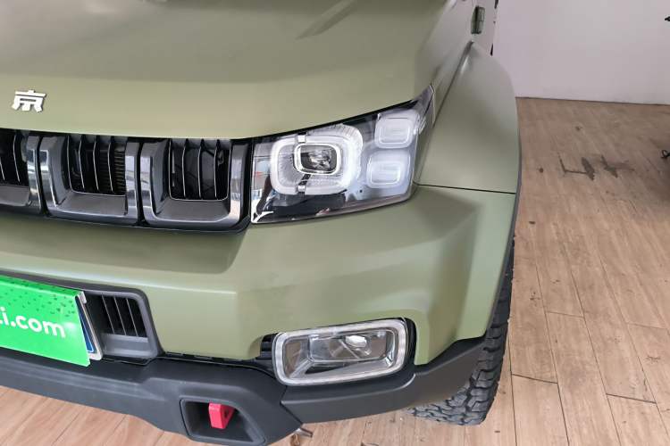 Used BAIC Off-Road BJ40 2021 2.0D Automatic Four-Wheel Drive Blade Hero Edition Adventurer Type Left Front Headlight