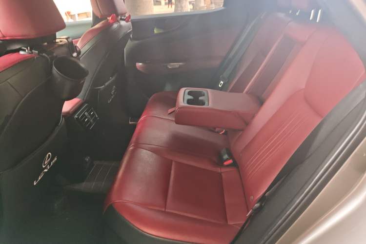 Used Lexus NX 2022 350h Front-Wheel-Drive Innovation Edition Left Rear Seat