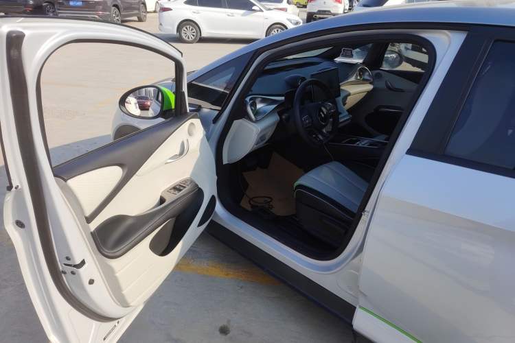 Used BYD Dolphin 2021 405 km Free Version