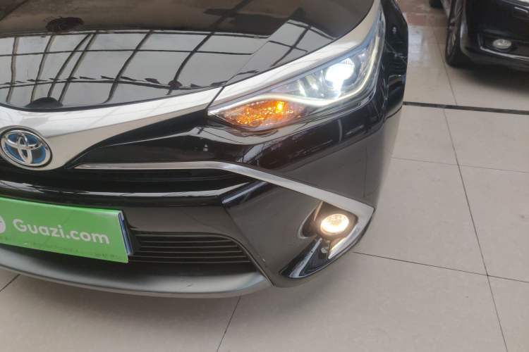 Used Toyota Levin 2017 Revised Dual-Engine 1.8H GS E-CVT Elite Sunroof Version China V Standard