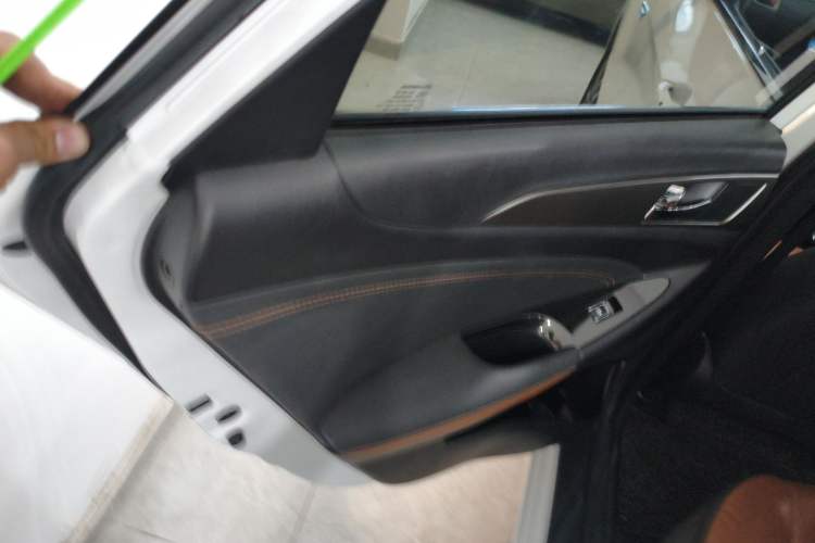 Used Changan Eado New Energy 2018 1.0T PHEV Navigation Model