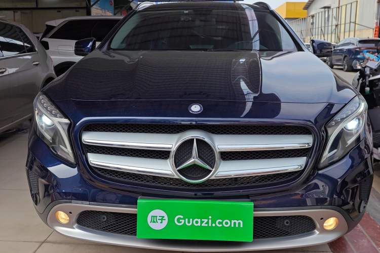 Used Mercedes-Benz GLA 2015 GLA 200 Fashion Model
