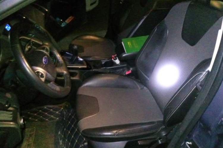 Used Ford Focus 2012 Sedan 1.6L Manual Fashion Edition