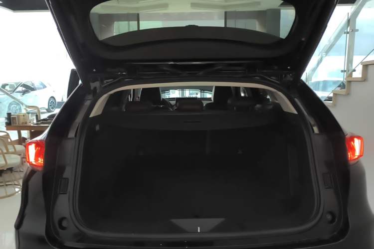 Used Wey VV7 2020 2.0T Flagship Edition Trunk