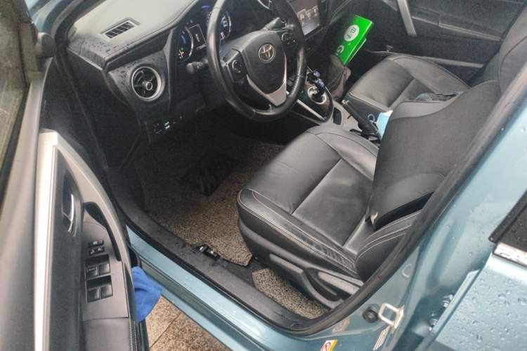 Used Toyota Corolla 2018 Dual-Engine 1.8L E-CVT Smart Edition