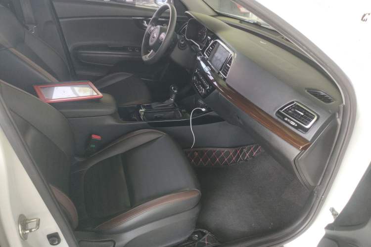 TDK.VehicleDetails.img