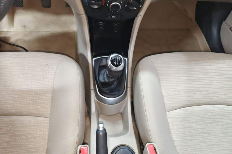 Used Hyundai Verna (older generation) 2014 1.4L Manual Smart GLS Trim