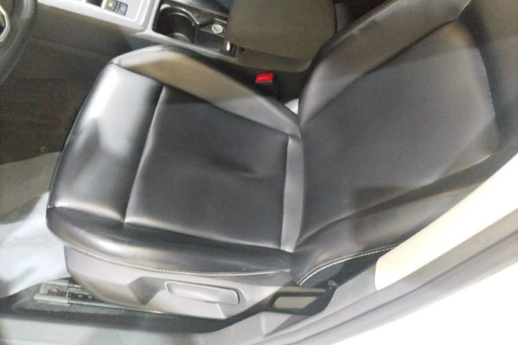 Used Volkswagen Golf 2023 200TSI DSG