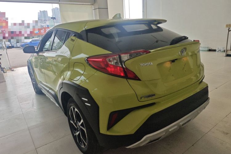 Used Toyota C-HR 2018 2.0L Coolway Leading Edition China V Standard

