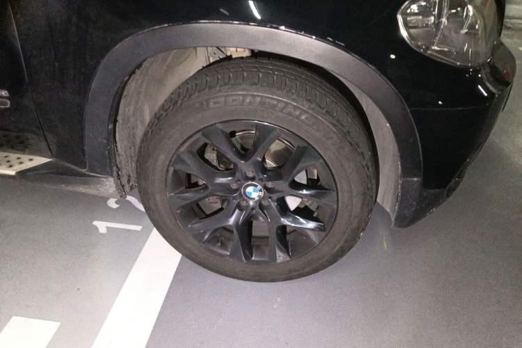 Used BMW X5 2011 xDrive35i Luxury Edition
