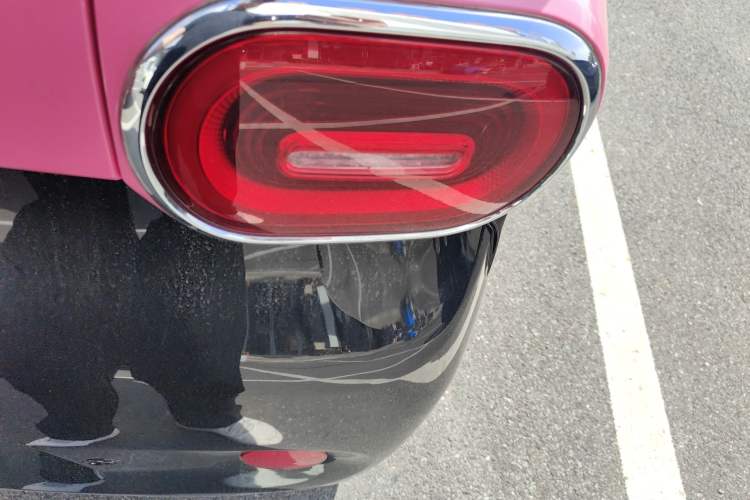 Used Wuling Hongguang MINIEV 2024 3rd Generation 170 km Right Rear Taillight