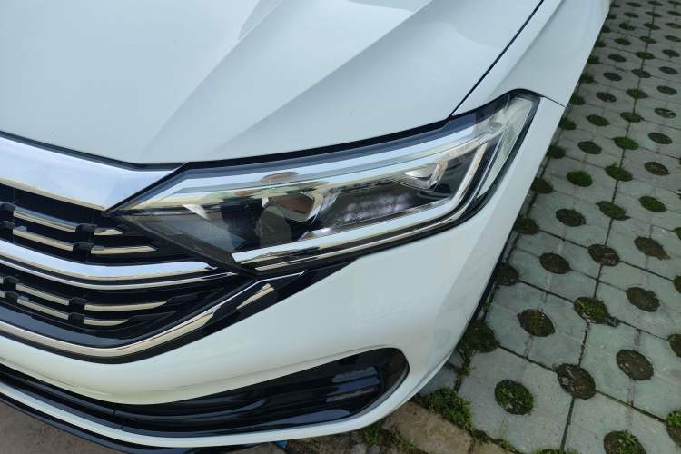 Used Volkswagen Sagitar 2023 300TSI DSG Excellence Edition Left Front Headlight