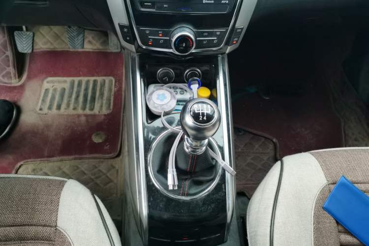 Used Zotye Domy X5 2017 Classic Edition 1.5T Manual Luxury Model
