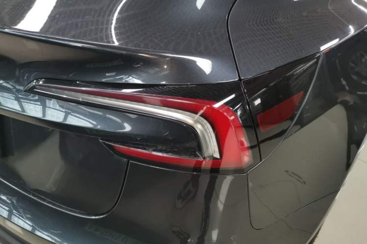 Used Tesla Model 3 2023 Rear-Wheel-Drive Version Right Rear Taillight