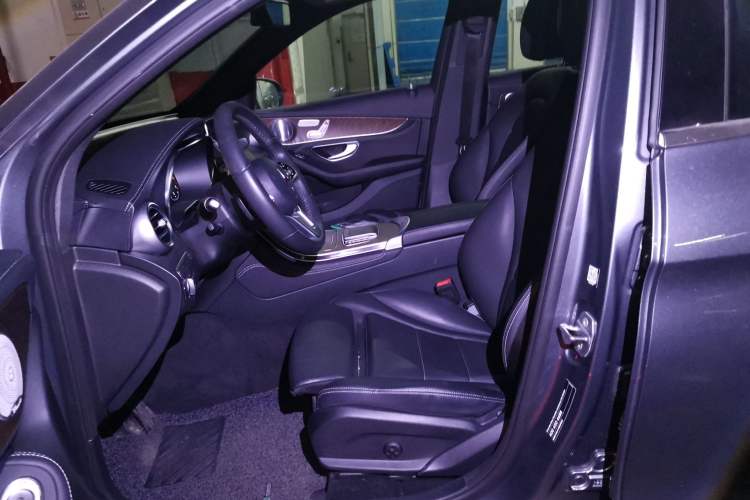 Used Mercedes-Benz GLC 2020 Facelift GLC 300 L 4MATIC Dynamic Edition Left Front Seat