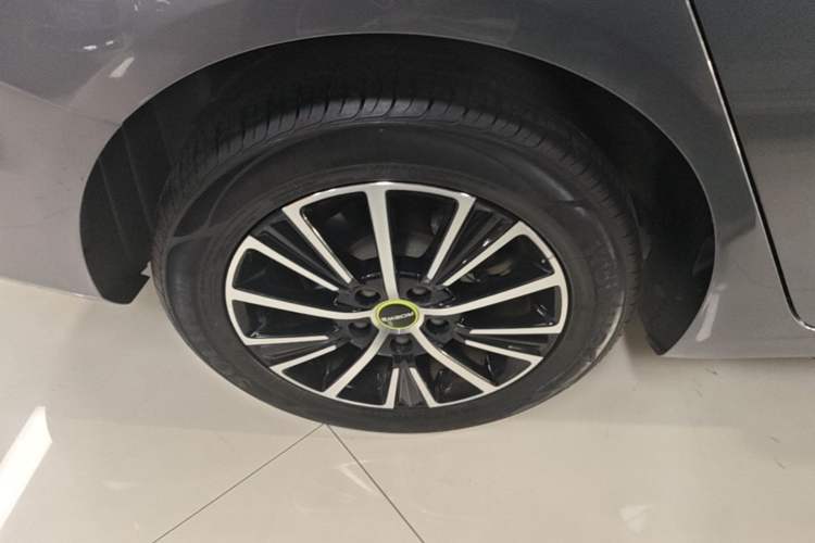 Used Roewe i5 2021 Revised Version 1.5L CVT Diamond Edition
