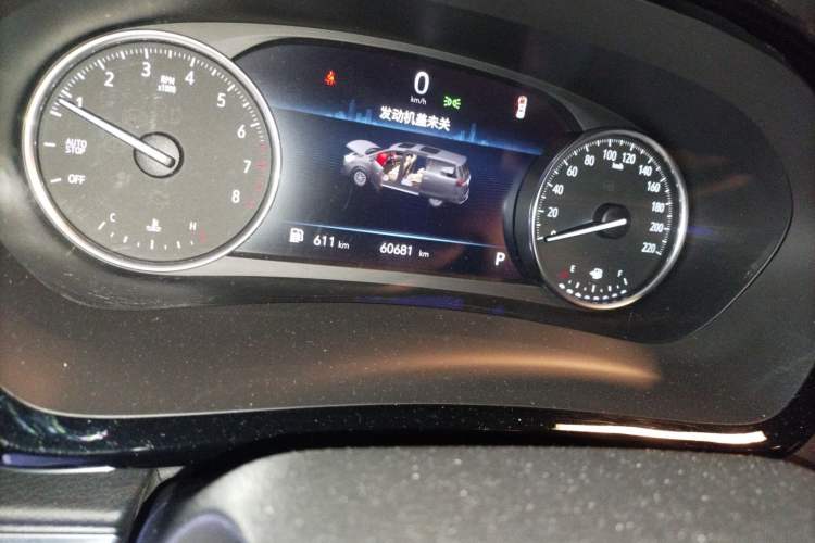 Used Buick GL8 2023 Land Executive Class Comfort Model