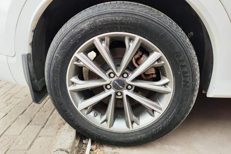 Used JETOUR X70 2020 1.5T DCT Comfort Edition 5-seater