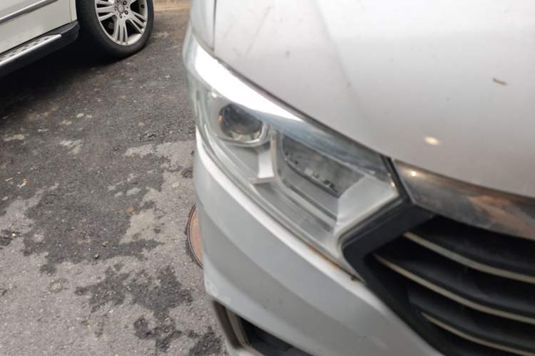 Used CHANGAN KUAYUE Xing V3 2022 1.5L Gasoline Enjoyment Model 2-Seat Van JL473QH Right Front Headlight