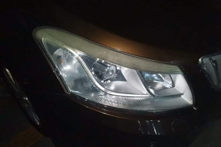 Used Chery E3 2013 1.5L Manual Fashion Model