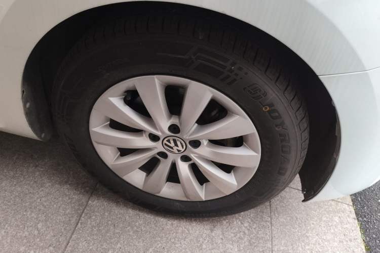 Used Volkswagen Beetle 2017 180TSI Yile Edition Right Front Wheel Hub