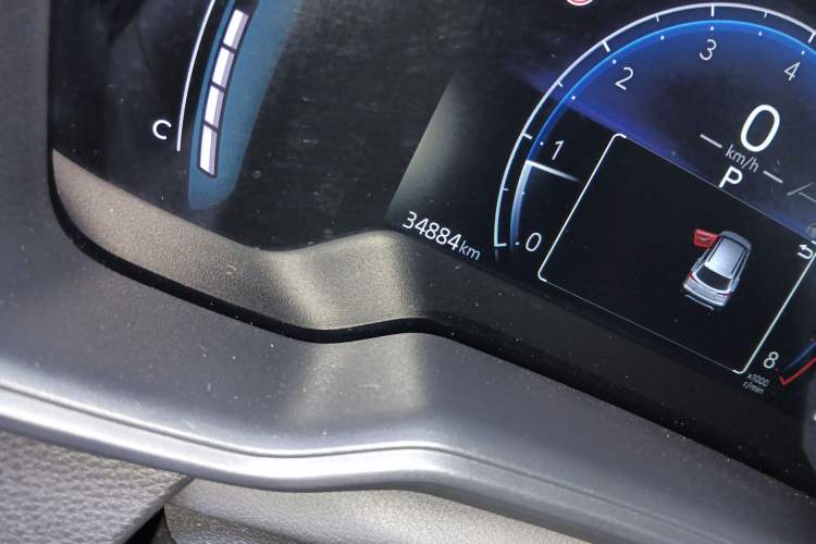 Used Toyota Corolla Cross 2023 2.0L Pioneer Edition Odometer Close Up