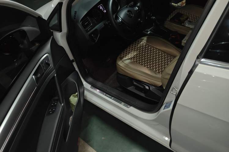 Used Volkswagen Golf 2020 Zhiai Edition 280TSI DSG Comfort Model Driver Seat