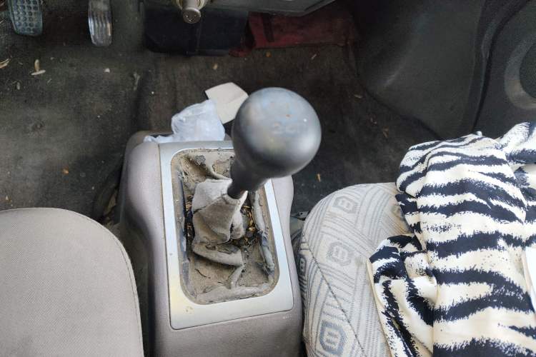 Used Wuling Rongguang 2011 1.2L Standard Version Gear Lever