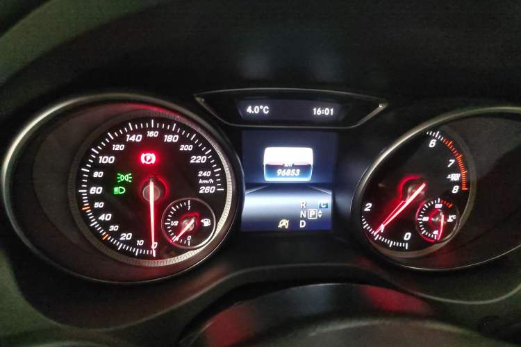 Used Mercedes-Benz GLA 2018 GLA 200 Fashion Model