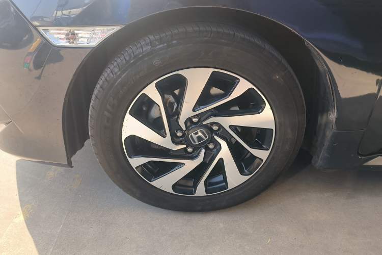 Used Honda Civic 2016 220TURBO CVT Luxury Edition
