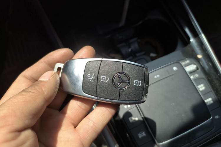 Used Mercedes-Benz EQB 2023 Facelift EQB 260 Interior 1