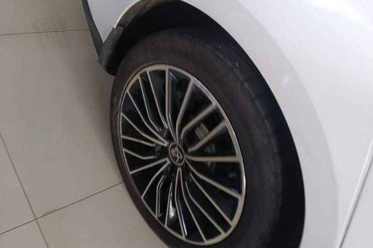 Used BYD Han 2022 DM-i 121KM Prestige Model
