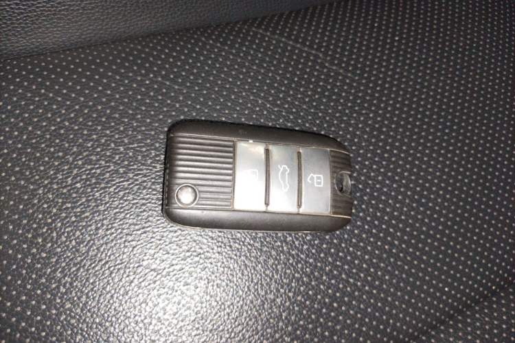 Used Roewe RX5 2016 20T Two-Wheel Drive Automatic Internet Smart Edition