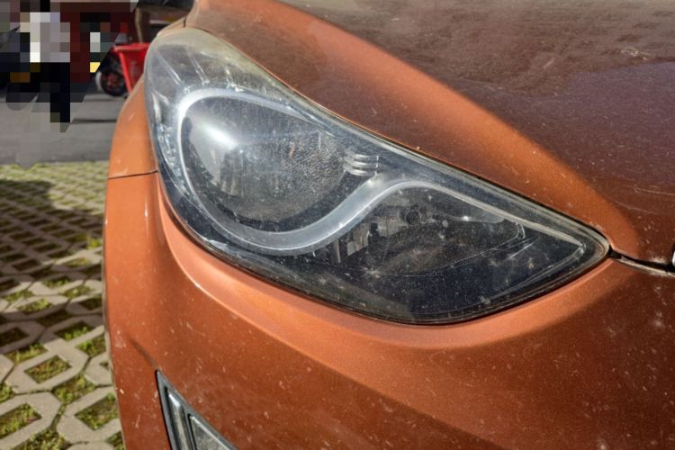 Used Hyundai Elantra (5th Generation / Langdong) 2012 1.6L Automatic Prestige Model Right Front Headlight