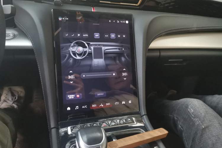 Used Hongqi H5 2023 1.5T DCT Smart Connect Flagship Edition
