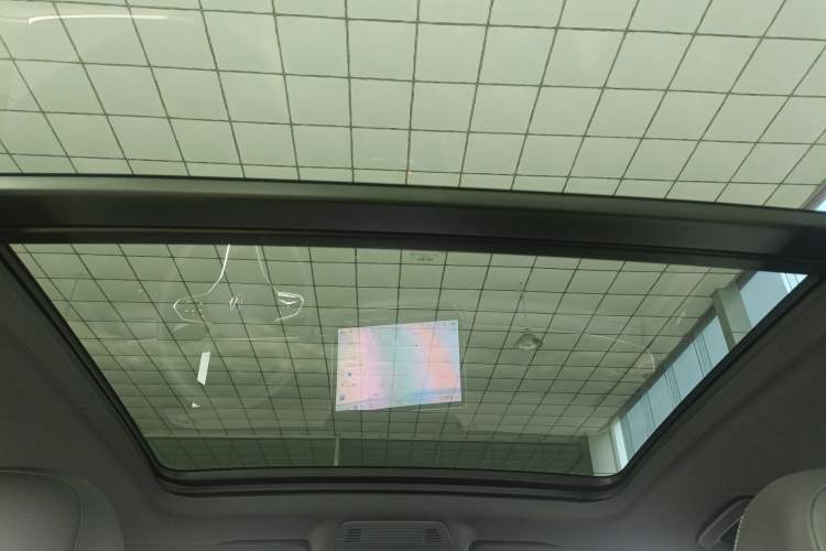 Used Volkswagen Tayron 2025 Tharu L 330TSI Two-Wheel Drive Elite City Package