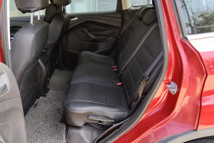 Used Ford Kuga 2013 1.6L GTDi Two-Wheel-Drive Trend Model