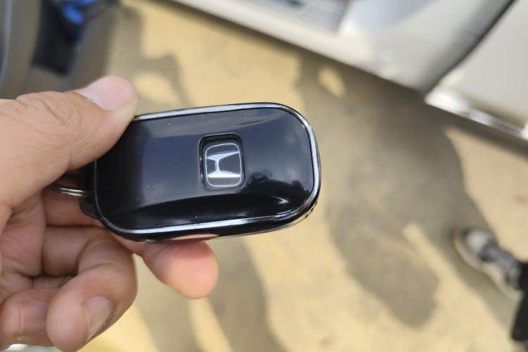 Used Honda Vezel 2023 1.5L CVT Tech Edition
