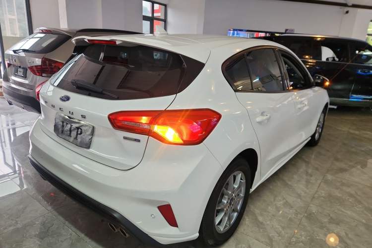 Used Ford Focus 2021 Hatchback EcoBoost 180 Automatic Titanium Edition