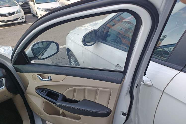 Used Chery Arrizo 7 2015 1.6L CVT ZhiShang Edition