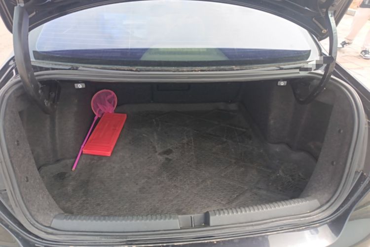 Used Volkswagen Sagitar 2014 1.6L Manual Comfort Model