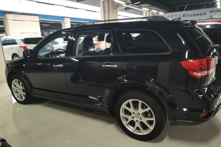 Used Dodge Journey 2015 2.0TD Four-Wheel Drive Luxury Edition
