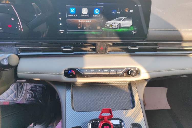 Used GAC Trumpchi EMPOW 2021 270T DCT J15 Version Audio And AC Panel