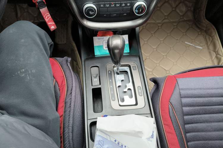 Used Bestune X80 2015 2.0L Automatic Comfort Anniversary Edition
