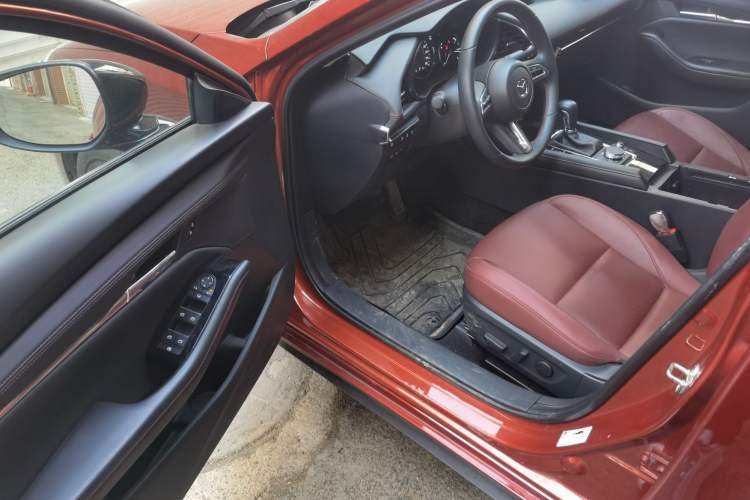 Used Mazda Mazda 3 Axela 2023 2.0L Automatic Zhiyao Edition
